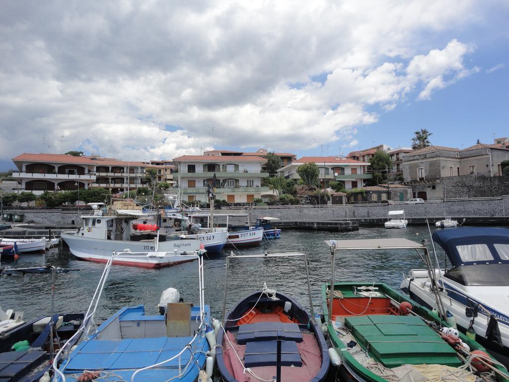 Appartamento Sul Mare Acireale Esterno foto